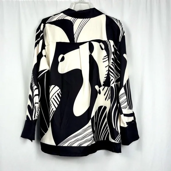 Two Piece Black And Cream Long Sleeve Pantsuit with Abstract Print - Picture 3 of 10